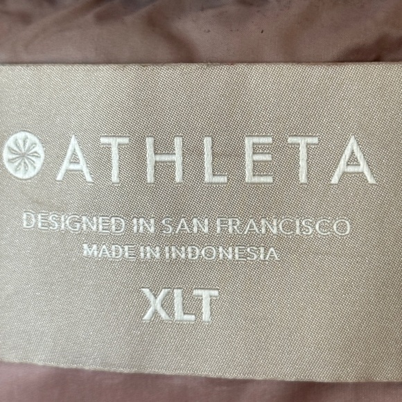 Athleta Mauve Puffer Vest - Picture 3 of 4